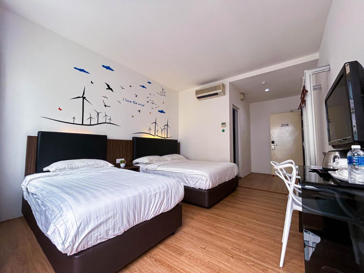 Cel Hotel Skudai Buitenkant foto